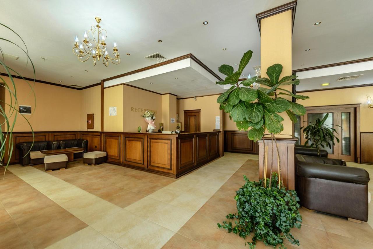 Хотел Магнолия, Hotel Magnoliya Panichishte Exterior foto