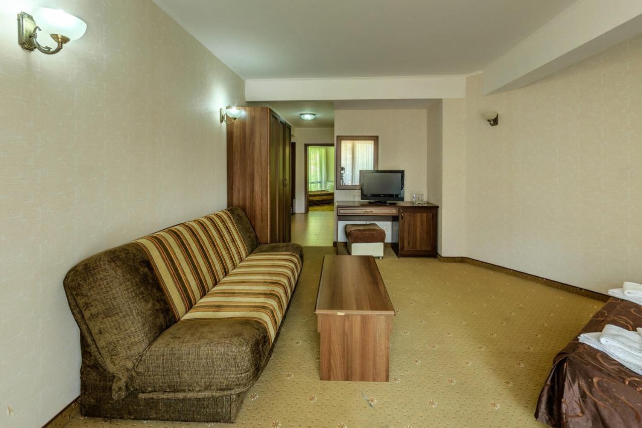 Хотел Магнолия, Hotel Magnoliya Panichishte Exterior foto